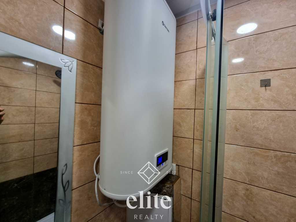 elite realty image