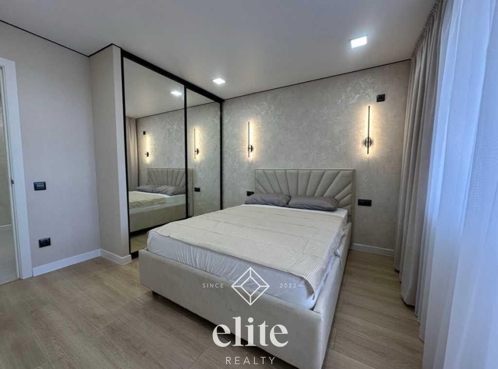 elite realty image