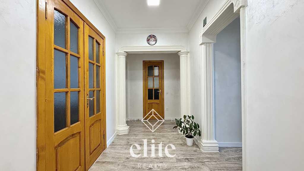 elite realty image