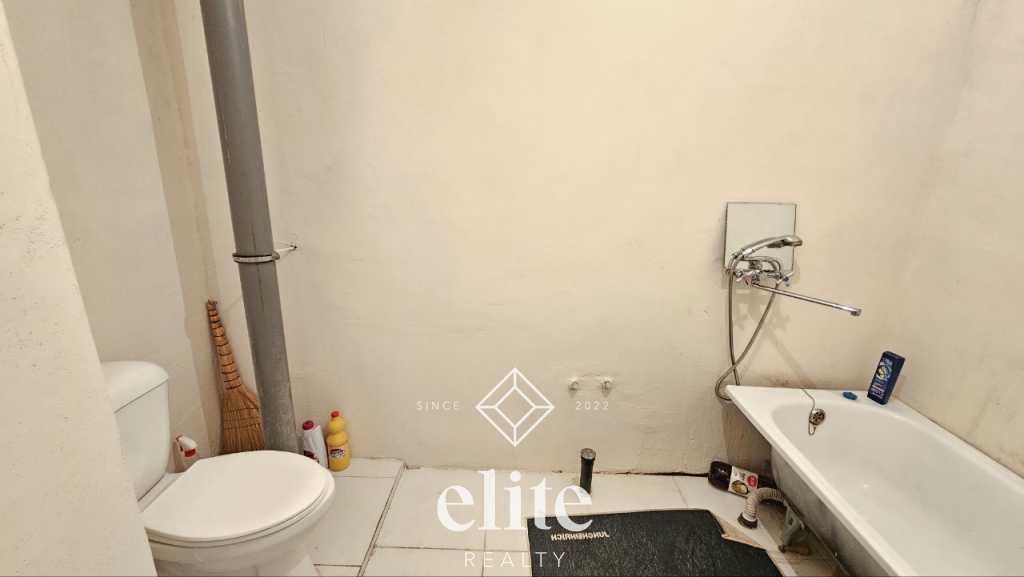 elite realty image