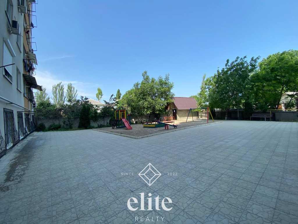 elite realty image
