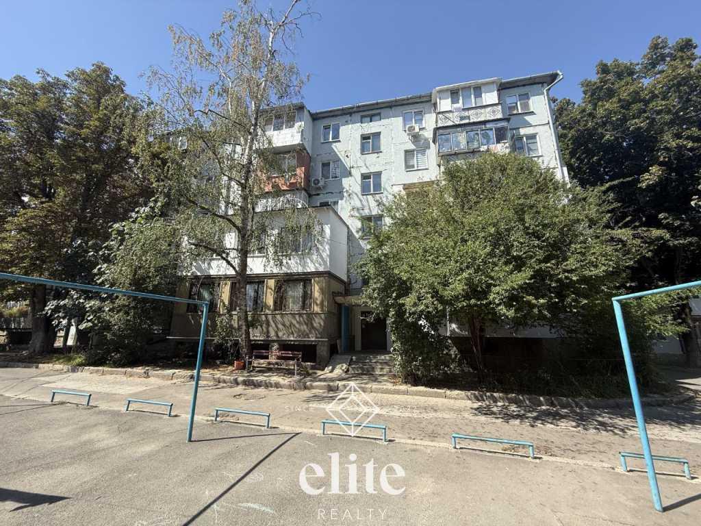 elite realty image