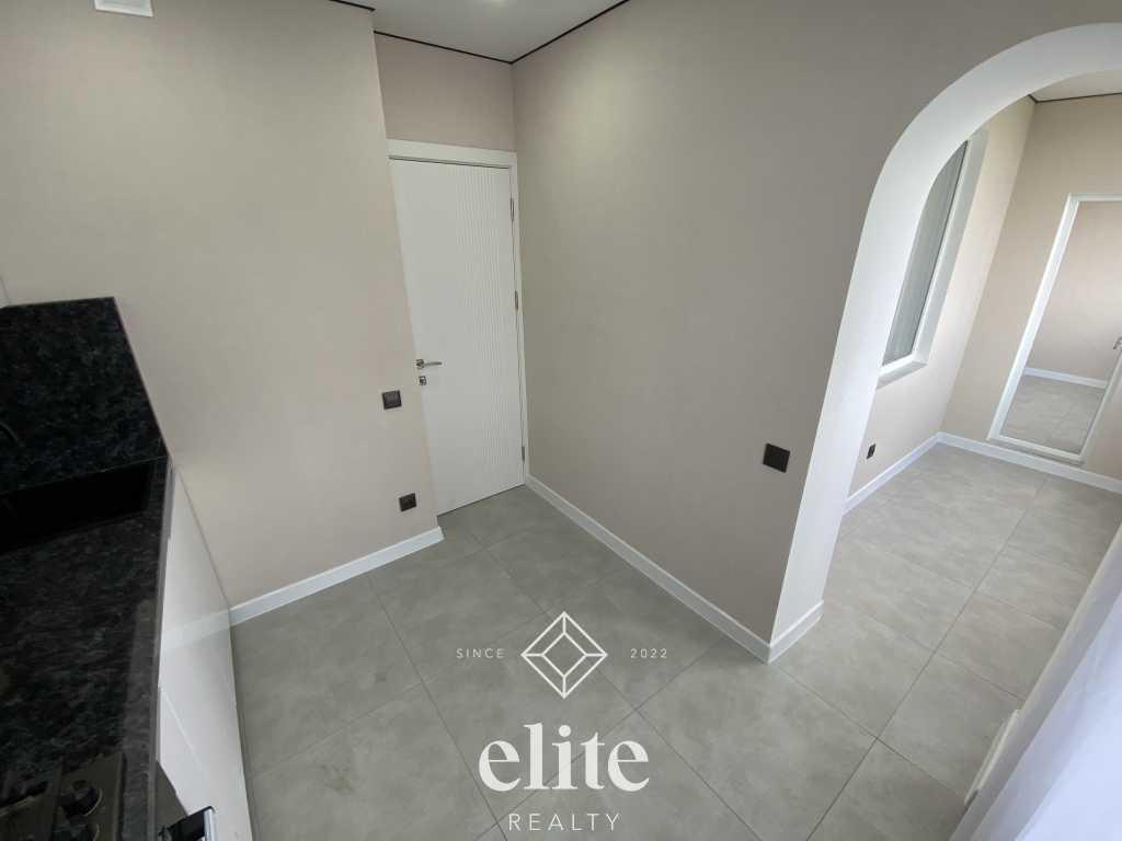 elite realty image