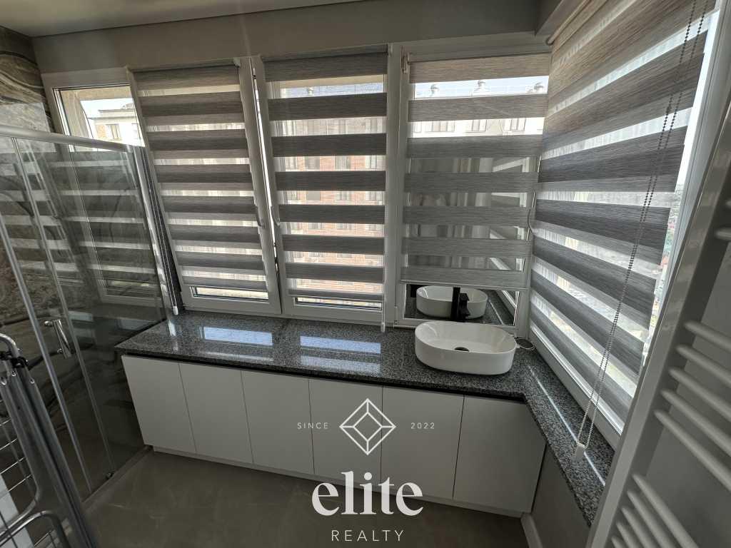 elite realty image