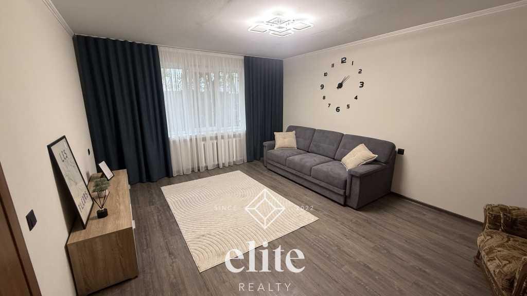 elite realty image