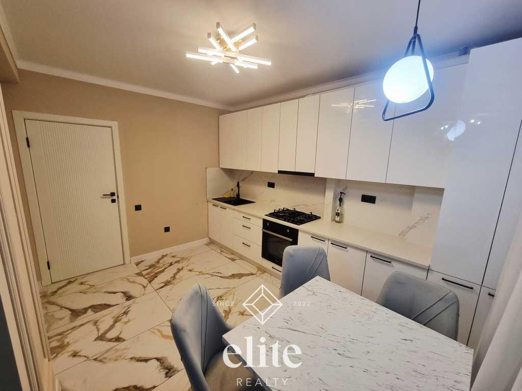 elite realty image