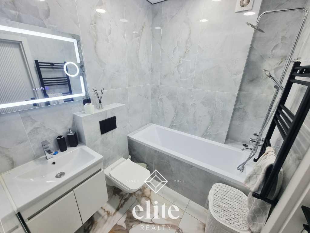 elite realty image