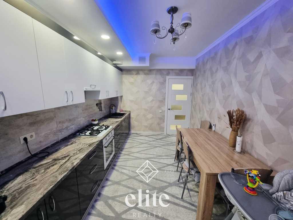 elite realty image