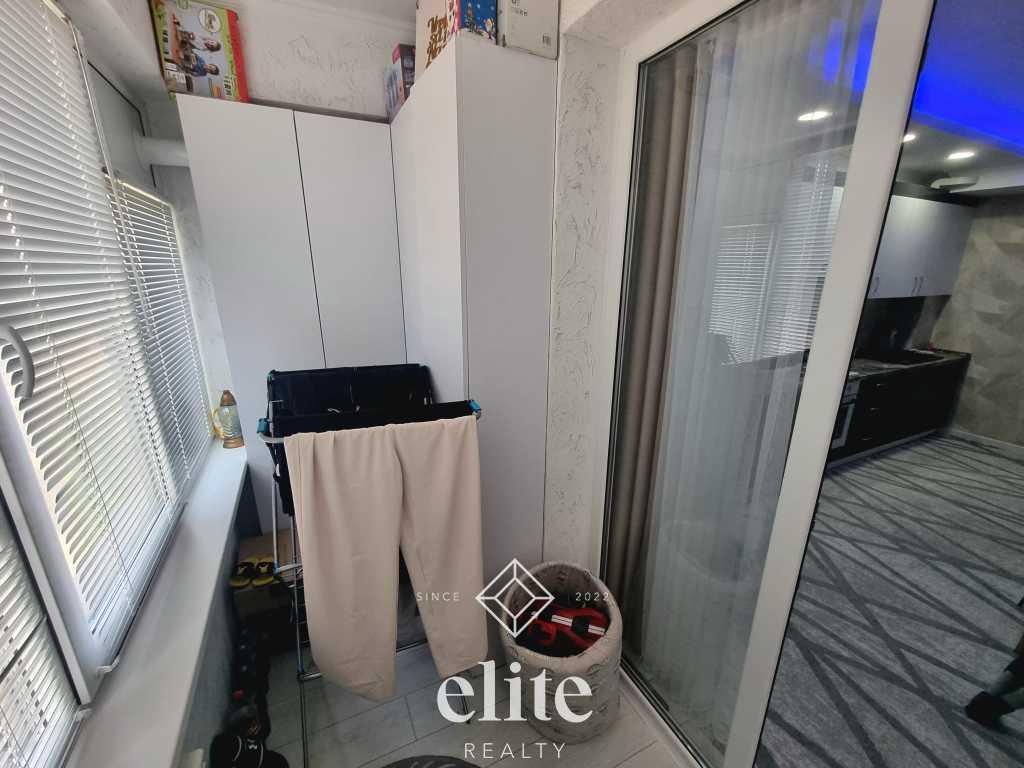 elite realty image