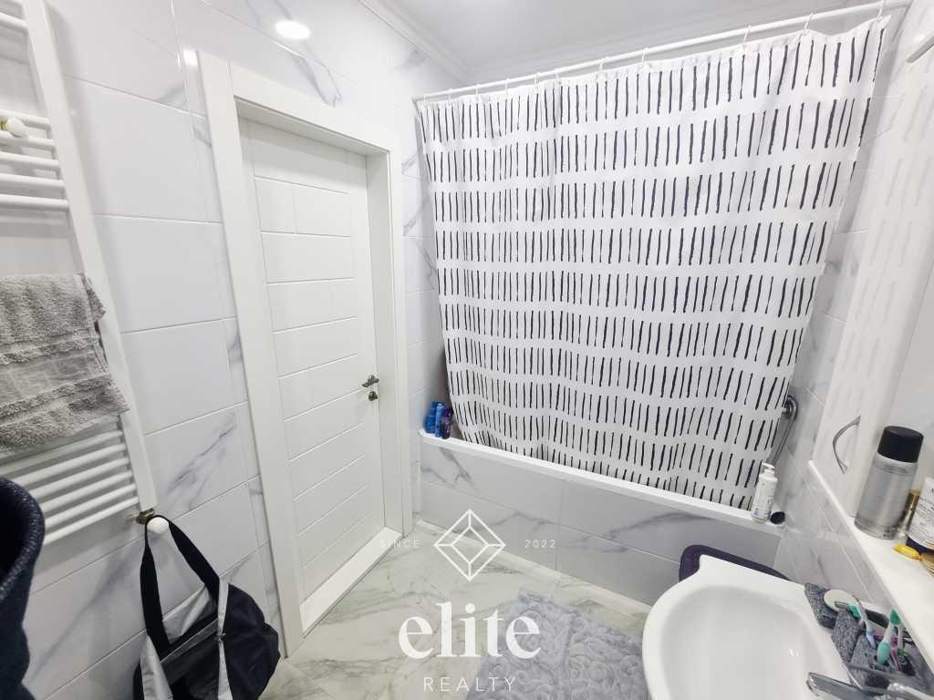 elite realty image