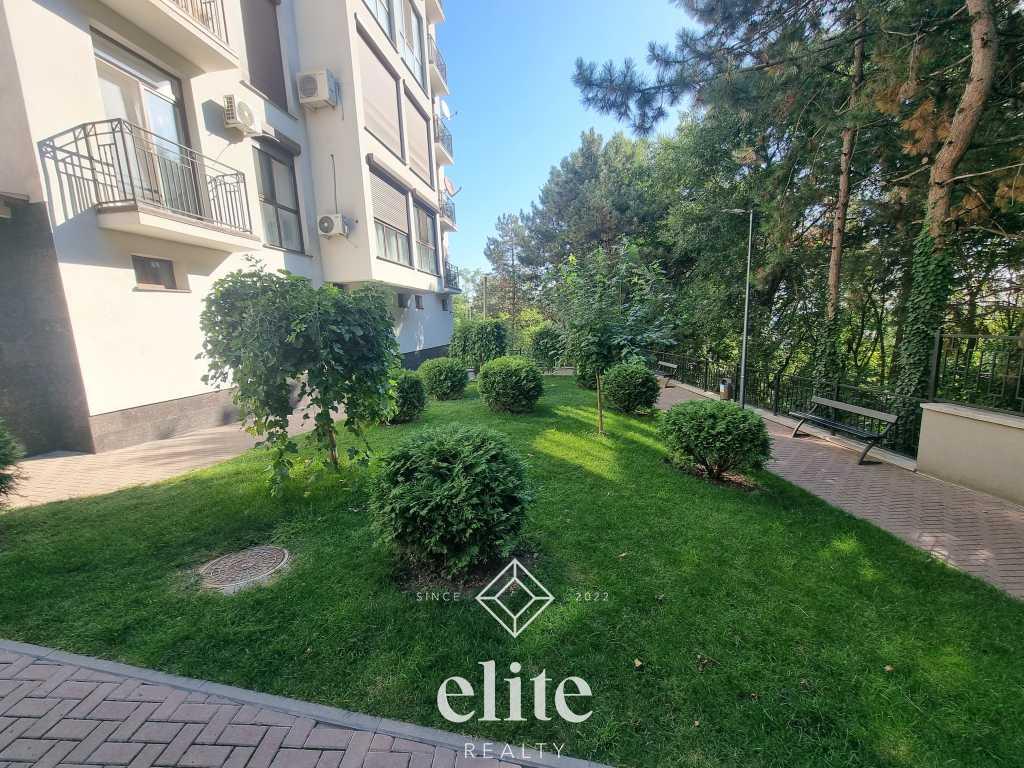 elite realty image
