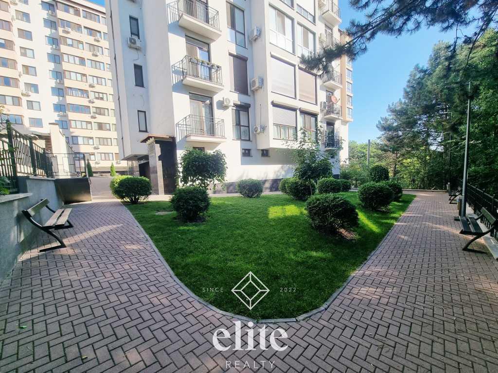 elite realty image