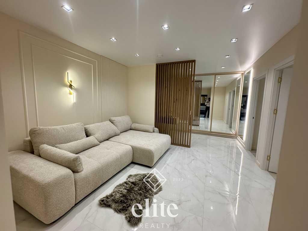 elite realty image