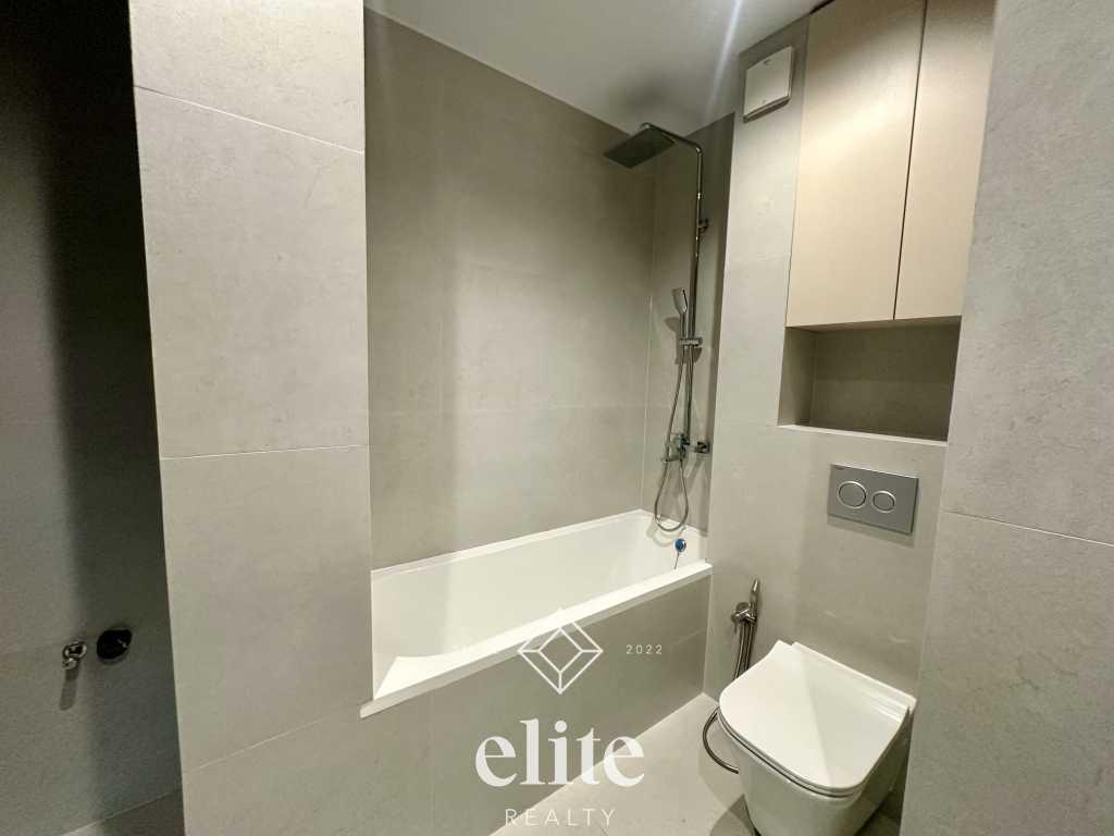 elite realty image