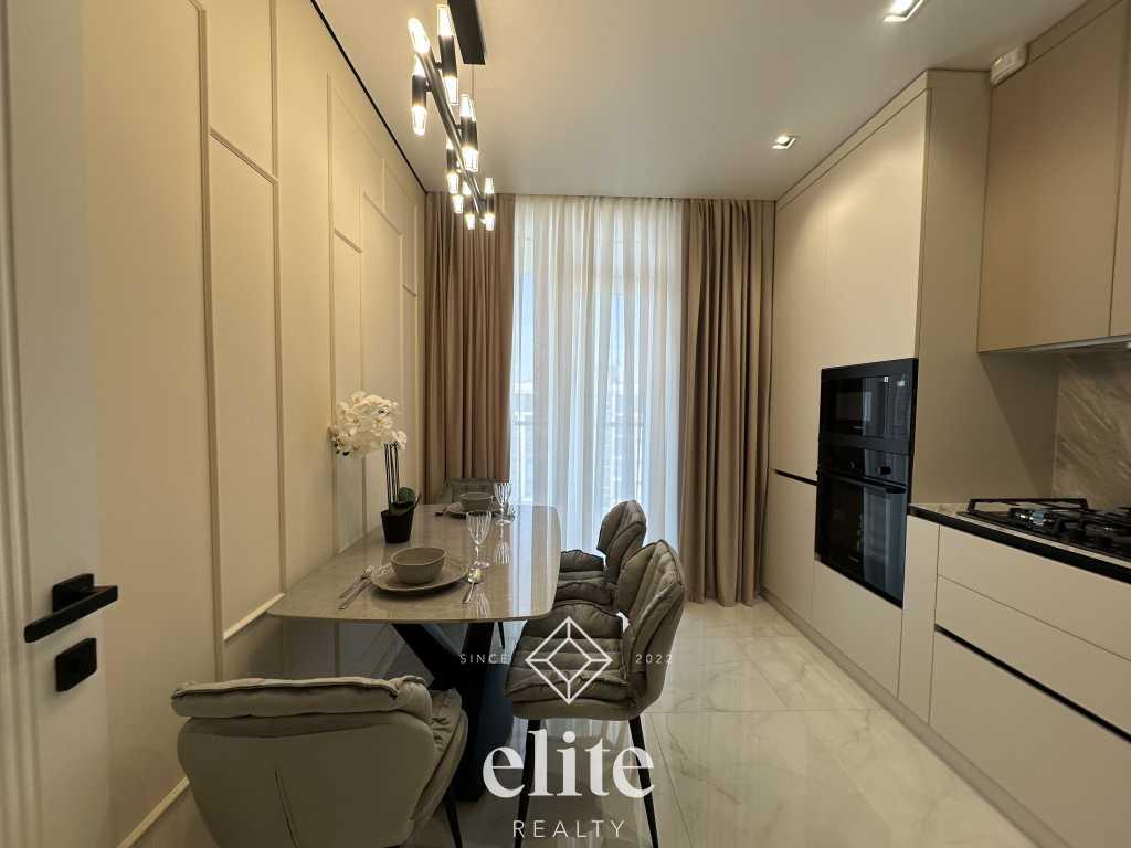 elite realty image
