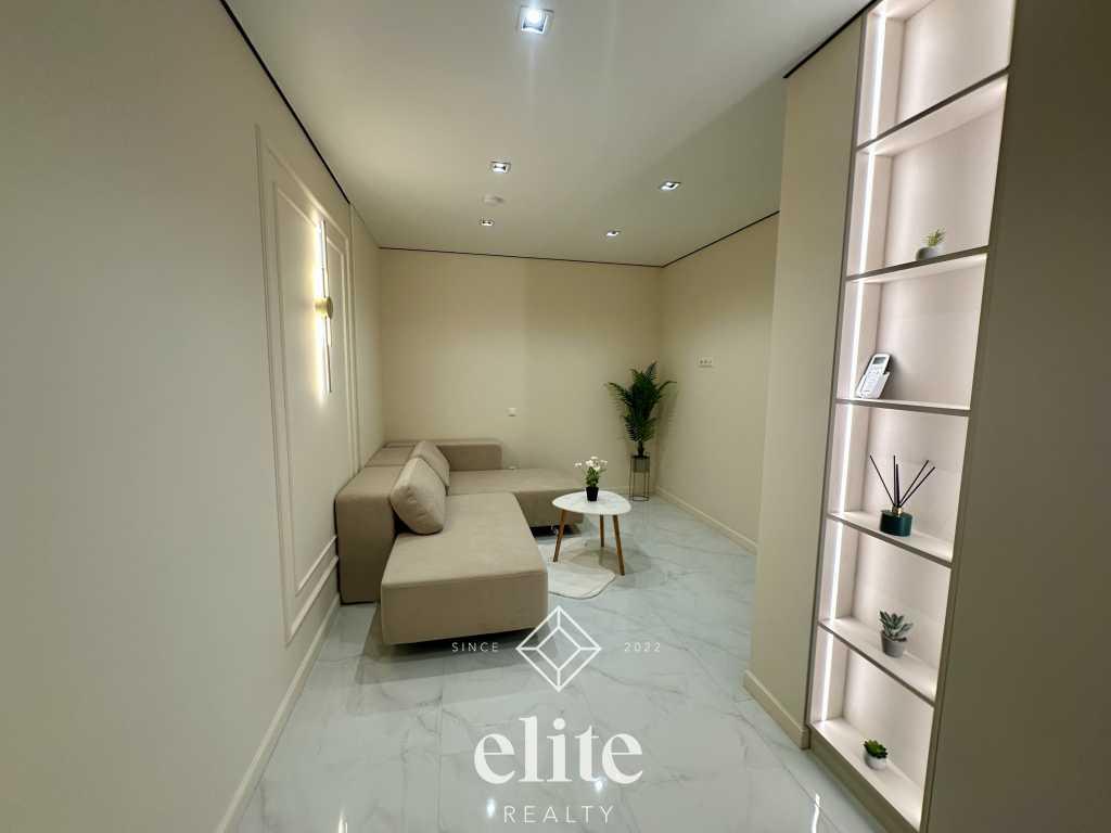 elite realty image