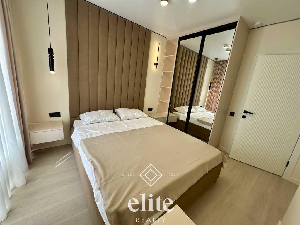 elite realty image