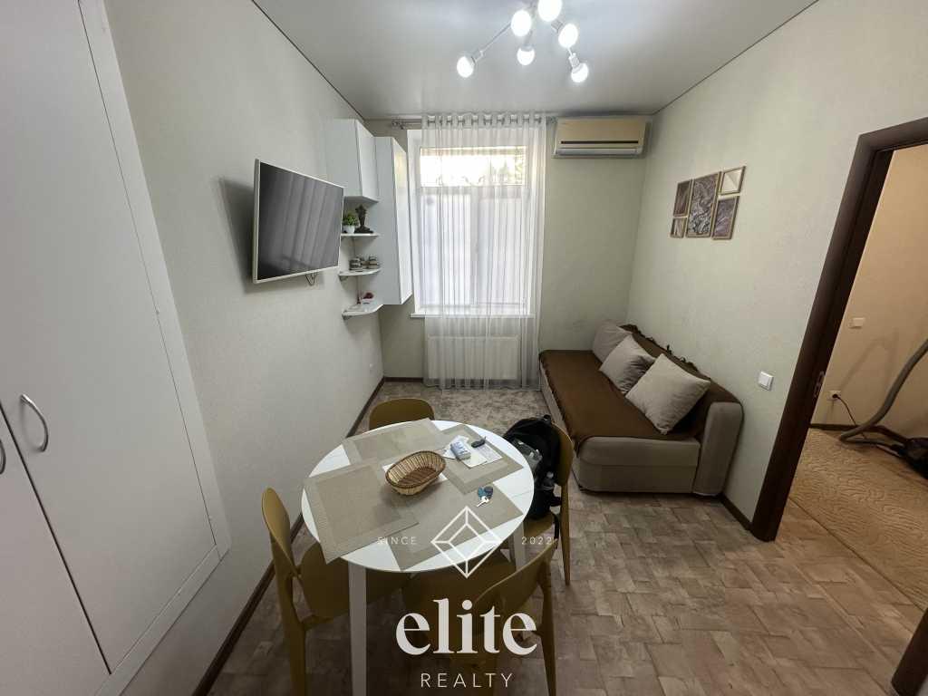 elite realty image