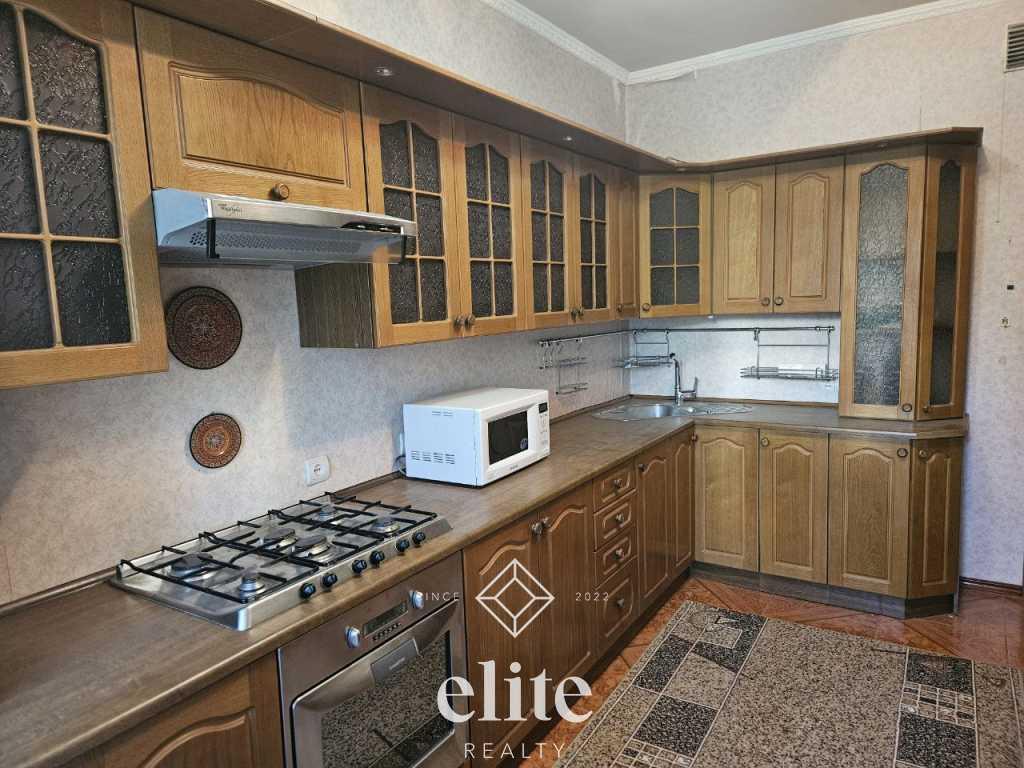 elite realty image