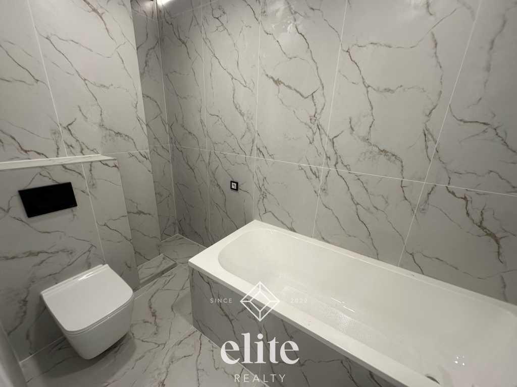 elite realty image