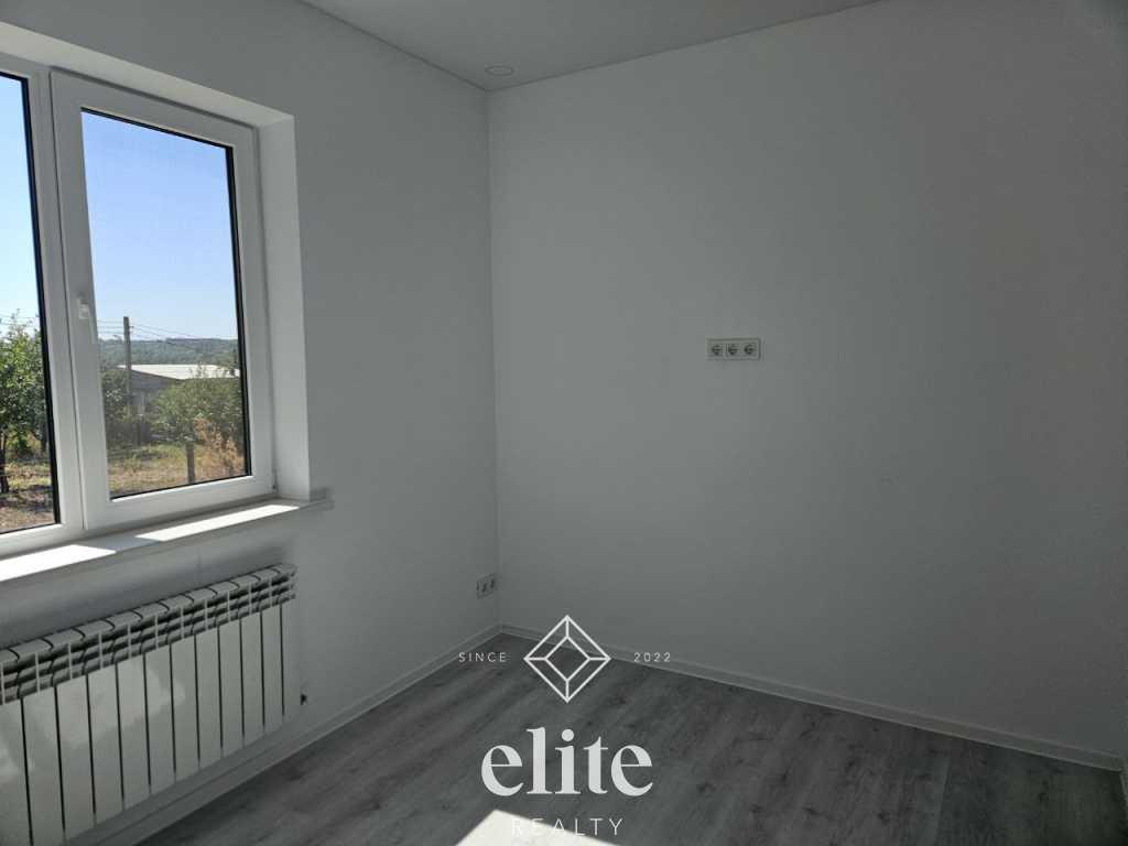 elite realty image