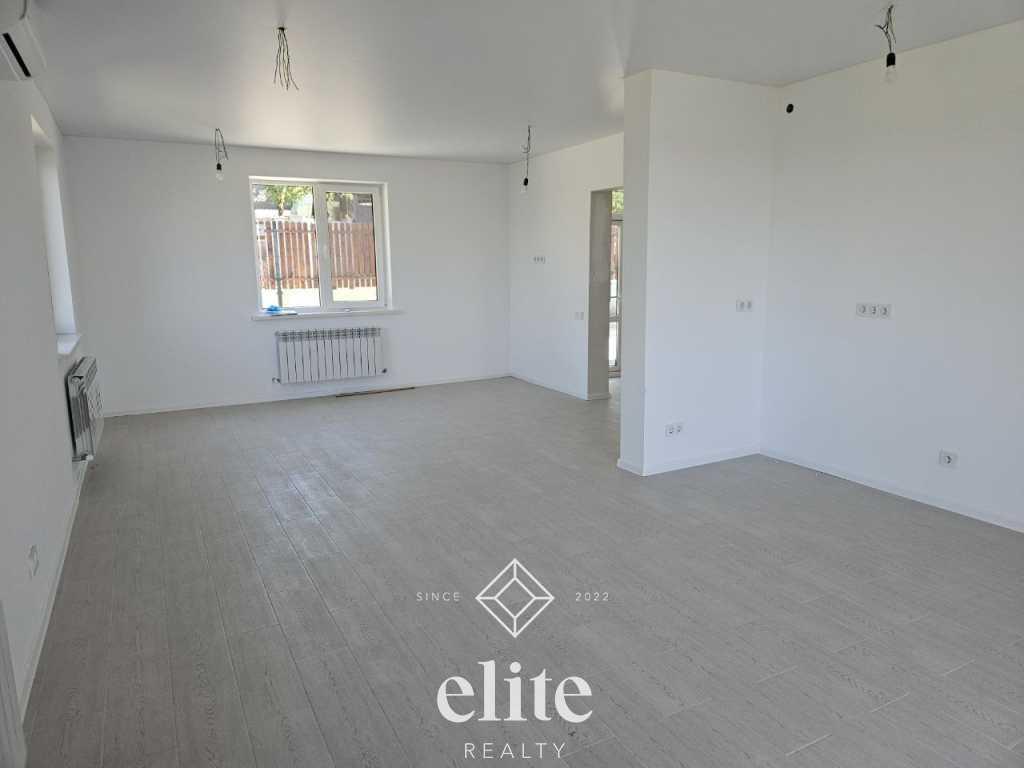 elite realty image