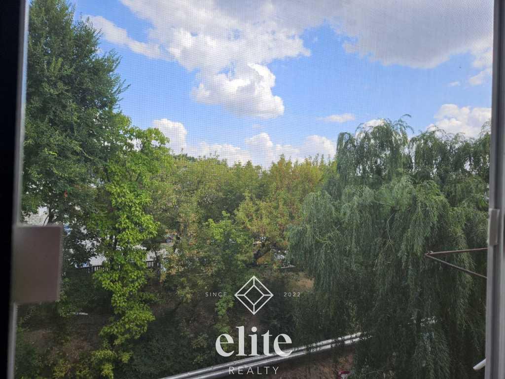 elite realty image