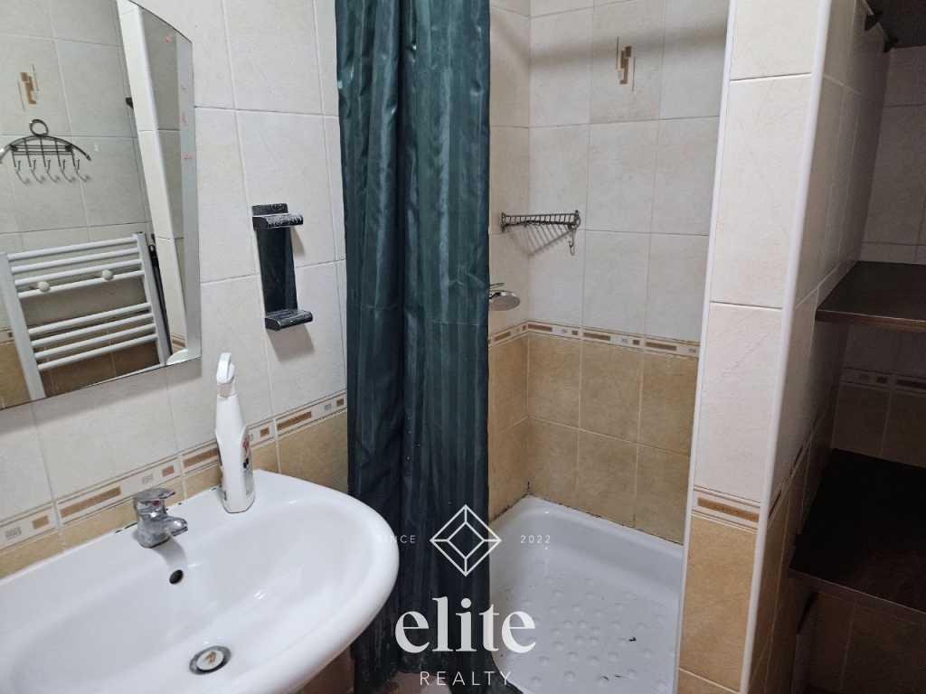 elite realty image