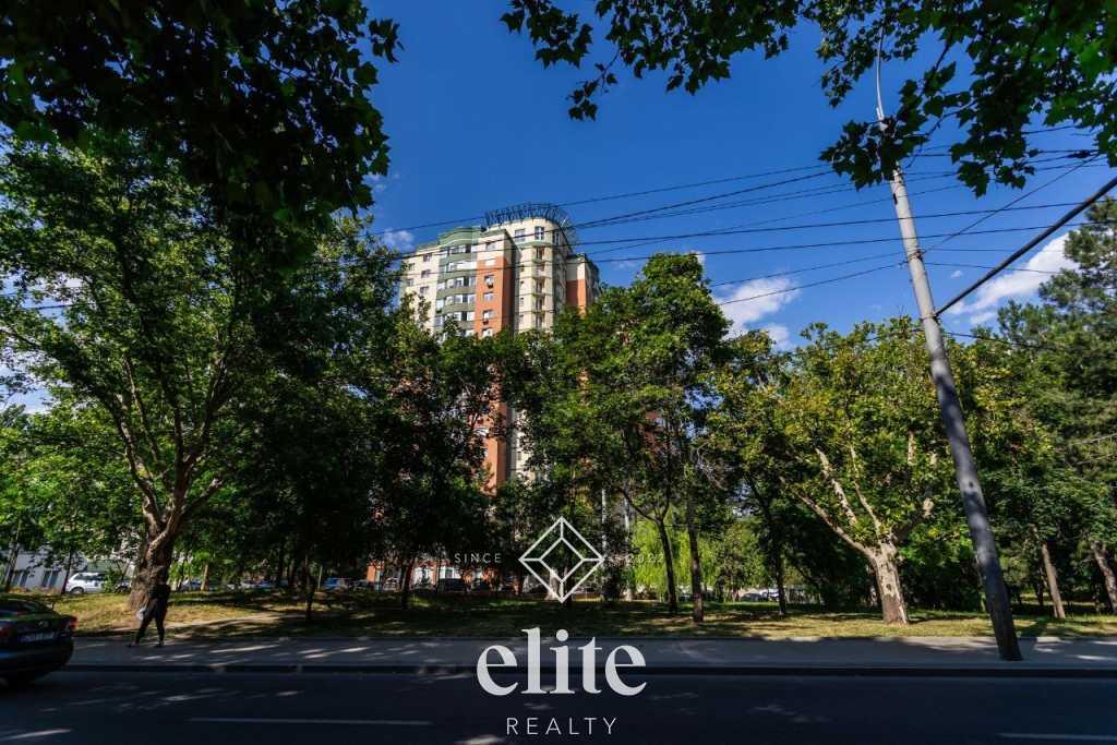 elite realty image