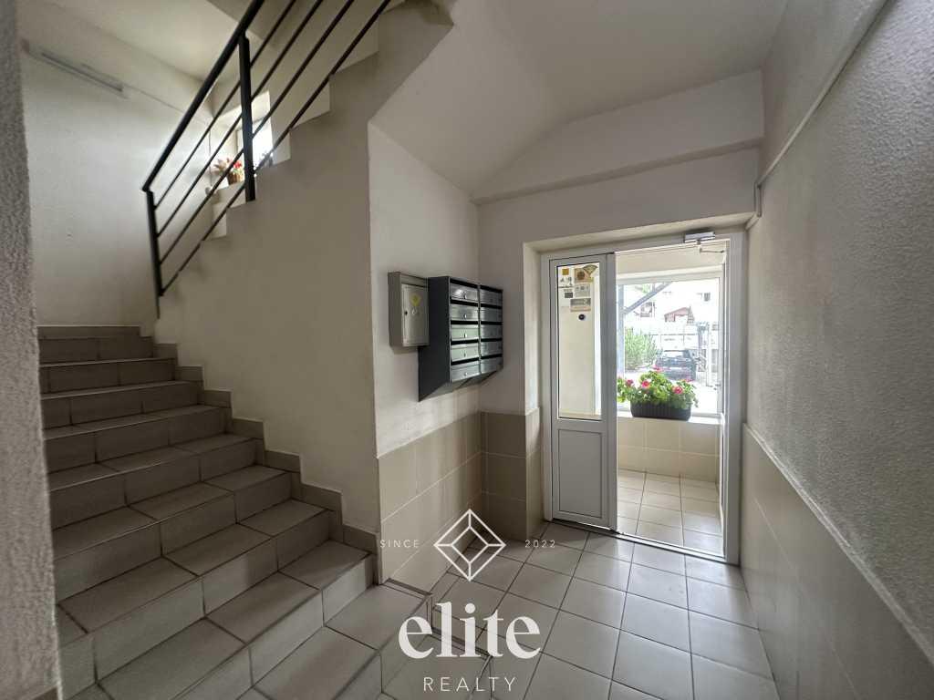 elite realty image