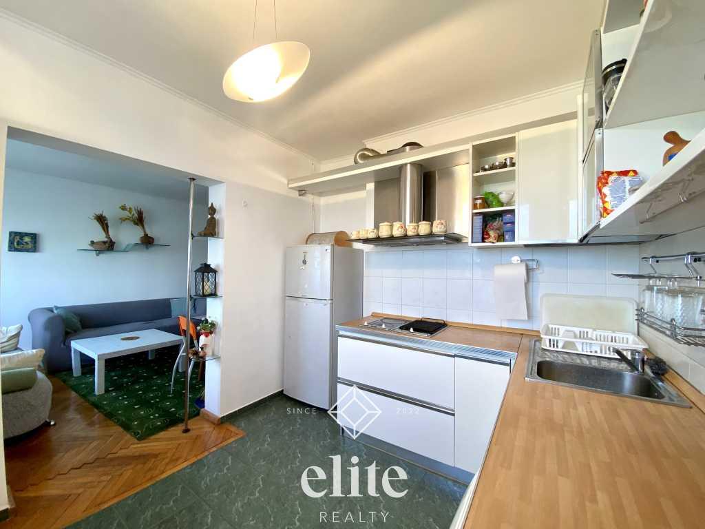 elite realty image