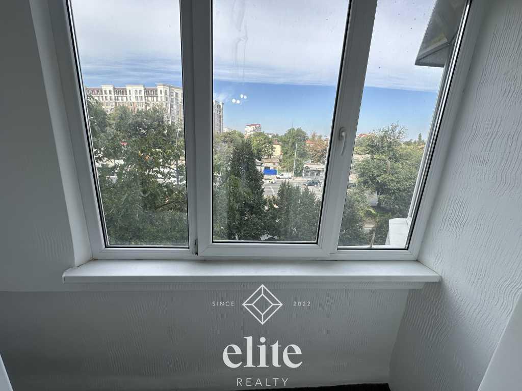 elite realty image