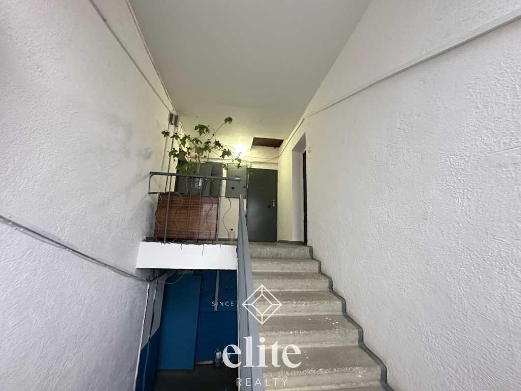 elite realty image