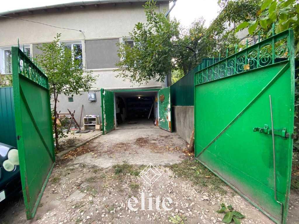 elite realty image