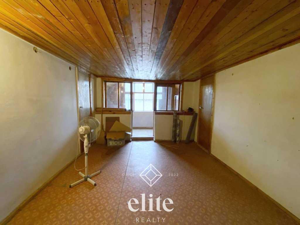 elite realty image