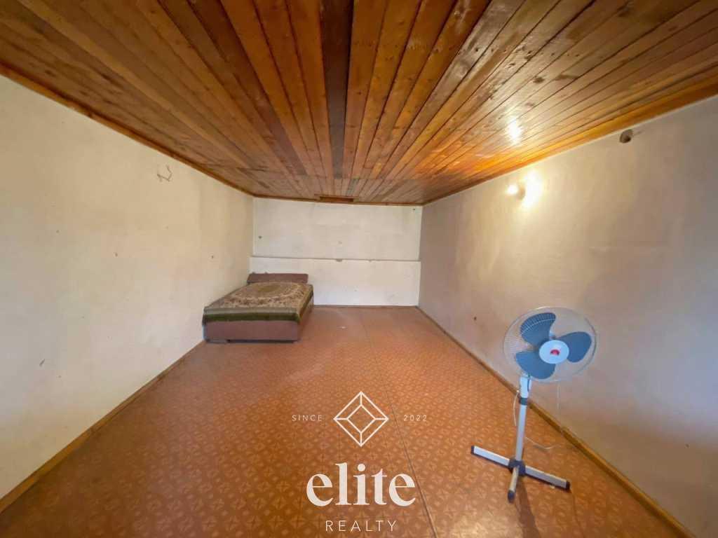 elite realty image