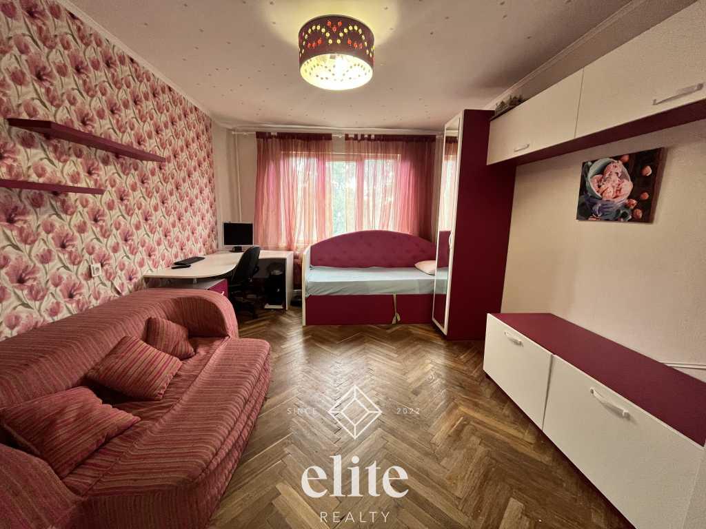 elite realty image