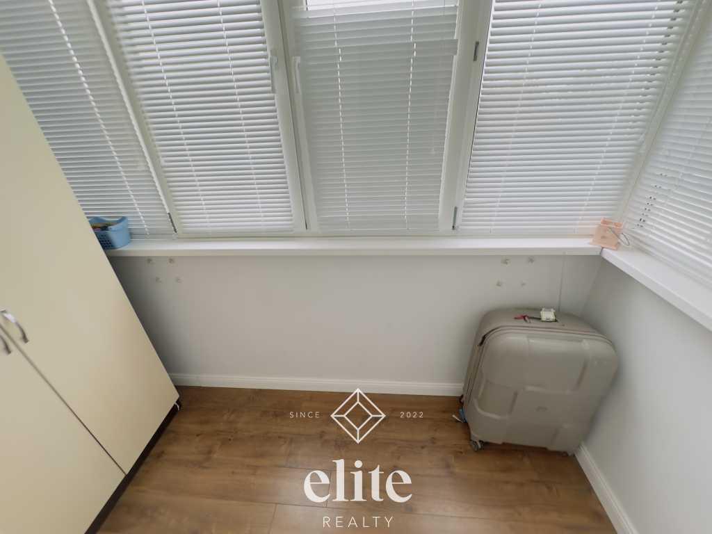 elite realty image