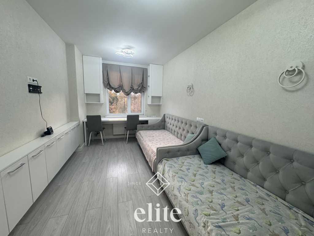 elite realty image