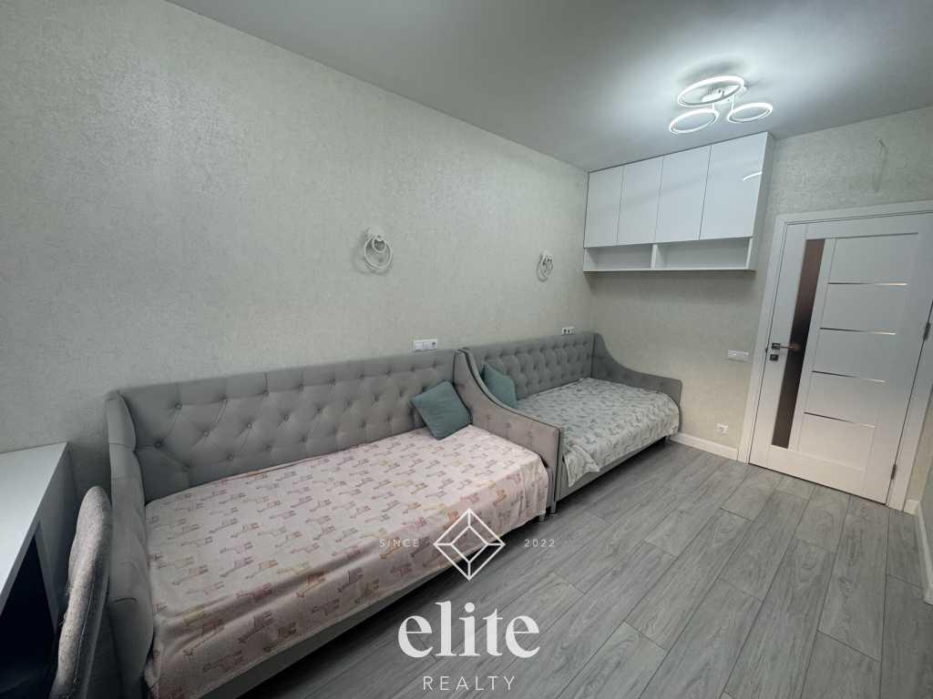 elite realty image