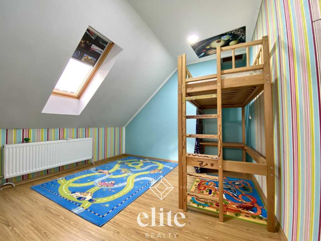 elite realty image