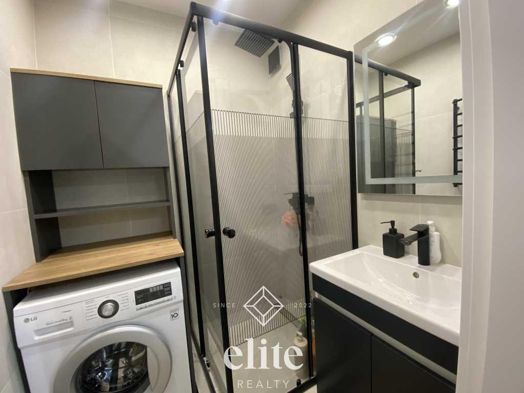 elite realty image