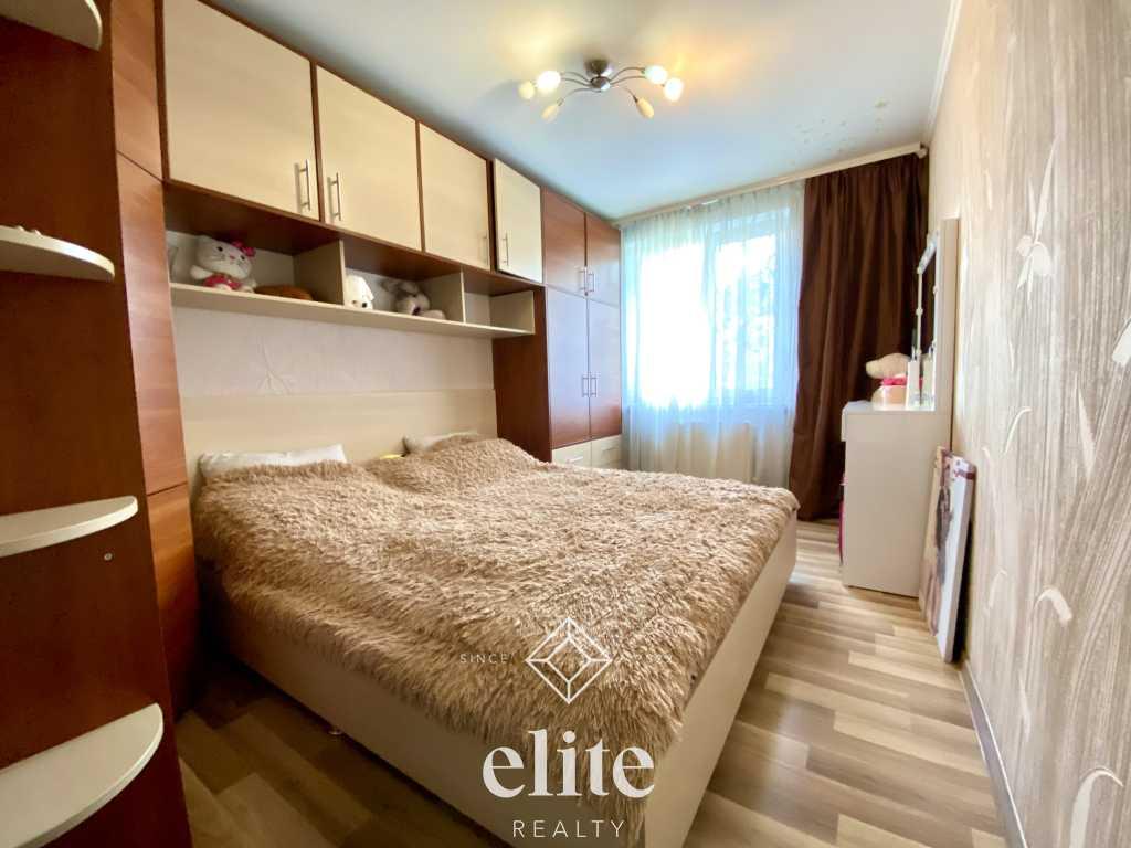 elite realty image