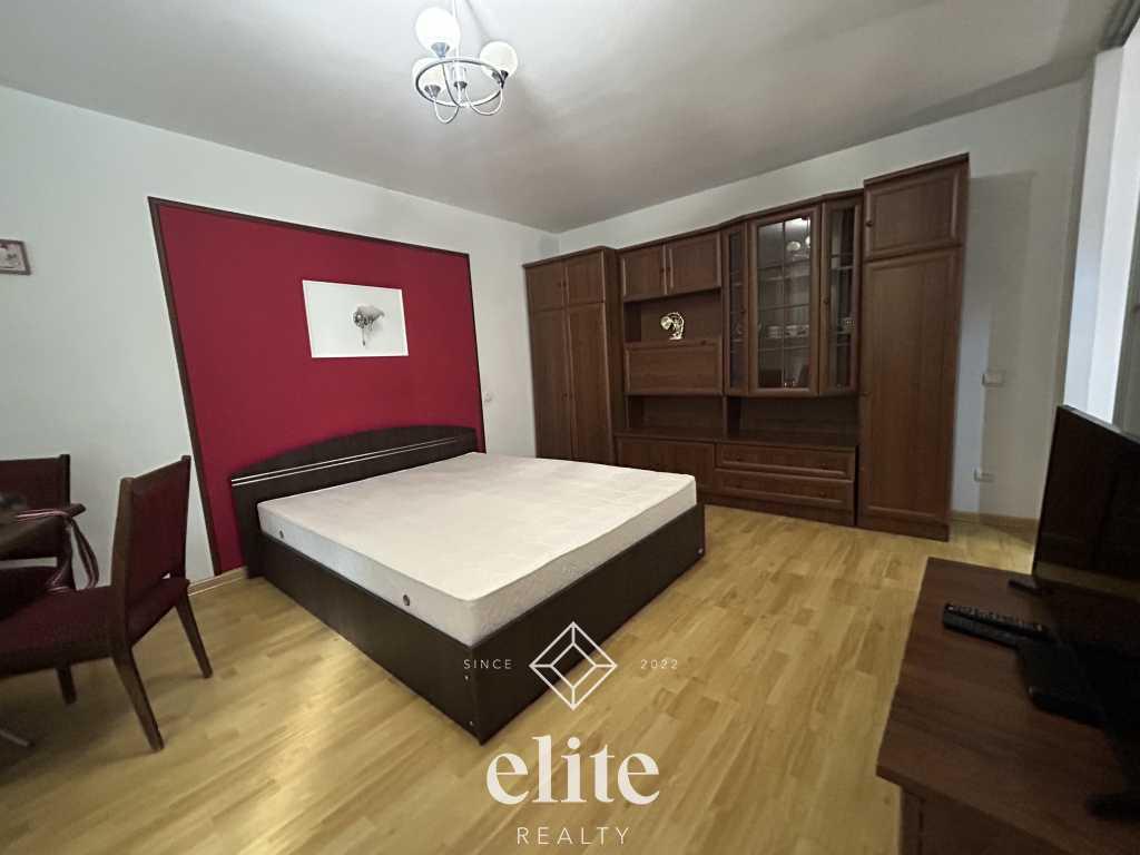 elite realty image