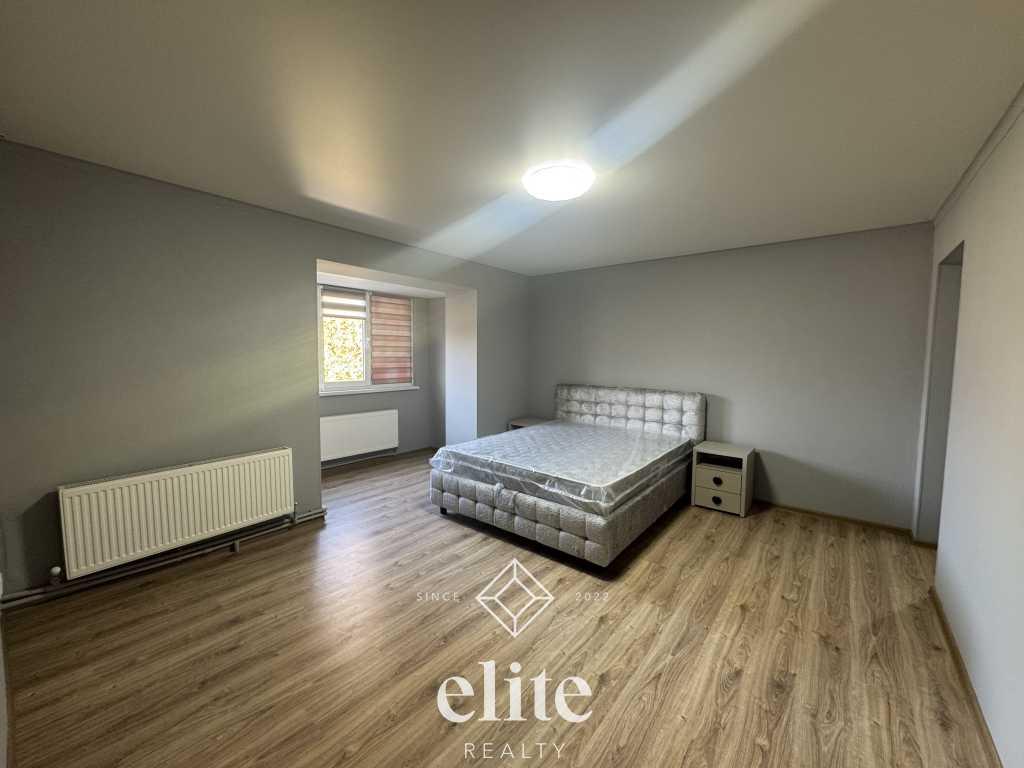 elite realty image