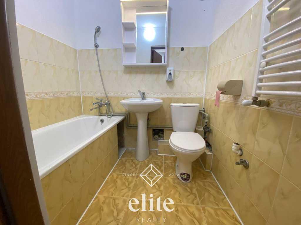 elite realty image