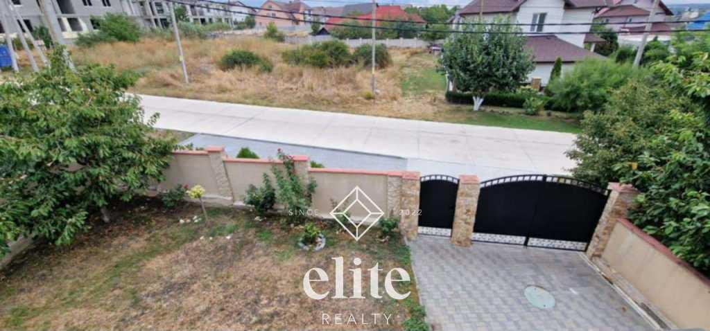 elite realty image