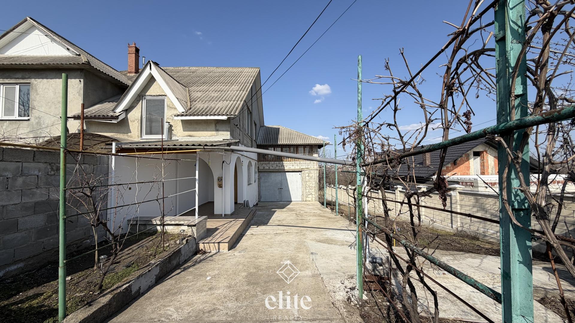 elite realty image
