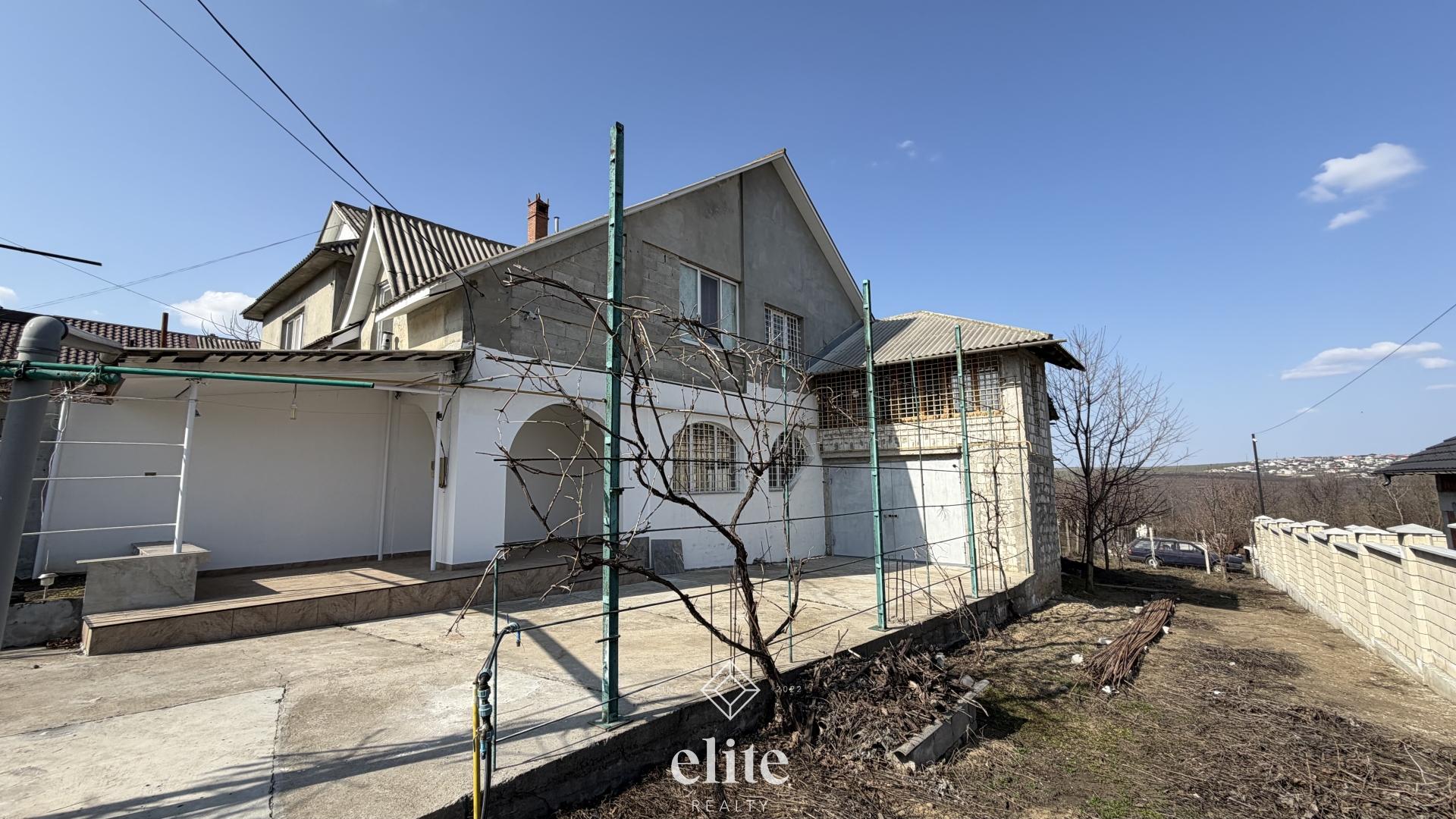 elite realty image