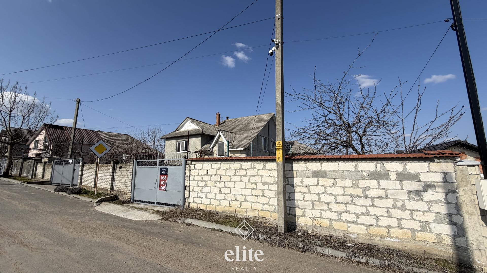 elite realty image